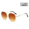 Gafas de Sol de Nuevo Estilo 2026 con Montura Cuadrada y Hebilla de Herradura para Mujer, Color Degradado, Protección Solar a la Moda, Gafas de Sol Estilo Influencer de Moda