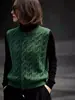 Chaleco retro verde de cuello redondo estilo francés, nuevo diseño coreano de nicho 2026 invierno con patrón trenzado, suéter de punto versátil