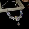 Aretes Redondos con Tachuelas de Diamante Cuadrado y Cadena Plateada, Cadena de Suéter Estilo Corte Vintage Francés, Exquisito Juego de Joyería de Alta Gama