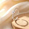 Anillo de flor de circón retorcido de plata de ley S925 para mujer, sensación de lujo ligero de alta gama, diseño de nicho, joyería de moda al por mayor