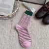 Meias Listradas Color Block Estilo Retrô da Moda para Outono e Inverno, Meias de Dormir à Prova de Frio e Quentes, Meias Sem Costura Estilosas de Nicho