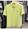 Nova Camiseta Masculina de Manga Curta de Alto Padrão para o Verão Seda Gelada Meia-Idade Reta Casual Gola Lapela Cor Lisa Camiseta Masculina de Manga Curta