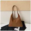 Bolsa feminina casual de grande capacidade 2026 nova verão leve versátil para o trabalho ombro crossbody bolsa tote de bolinhas