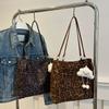 Bolsa Grande de Couro Sintético Vintage Outono e Inverno Feminina 2024 Nova Popular Animal Print Ombro Transversal Bolsa Tote para o Dia a Dia