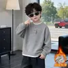 Sudadera de cuello redondo para niño 2522 Otoño Invierno Ropa con capa interior engrosada para bebé niño 2026 Nuevo Top cálido para niños