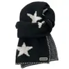 Bufanda de punto de moda con estampado de estrellas para mujer, estilo coreano de invierno, vibra urbana, calentador de cuello, versátil y moderno con bordes de flecos