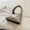Bolso de mano único de gran capacidad para mujer, nuevo estilo otoño 2026, ambiente relajado, bolso de hombro retro de nicho, elegante bolso tote