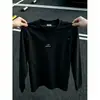 Camiseta de Manga Larga Gris con Bordado Desconstruido de Flor Blanca para Hombre Otoño Marca de Moda Hombro Normal Sudadera Cuello Redondo Holgado Capa Interior Capa Base