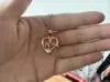 Collar con Colgante de Corazón "Te Amo Mamá" Carta de Venta Caliente Transfronteriza Europea y Americana para el Día de la Madre Colgante Festivo Regalo de Moda