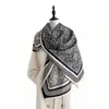 Bufanda Jacquard de Doble Cara con Borde Rayado Clásico Otoño/Invierno Retro Geométrico Nudo Espesor Caliente Chal Regalo para Mamá
