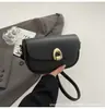 Bolsa de nicho têxtil estilo coreano feminina 2025 nova bolsa transversal versátil da moda pequena bolsa quadrada para ir ao trabalho e se deslocar