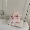 Bolso de Mano de Moda Nuevo Verano 2026 Transfronterizo, Bolso Cruzado Elegante de un Solo Hombro para Mujer, Bolso Fresco Simple y Elegante para Mujer