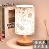 Lámpara de mesa pequeña nórdica simple y moderna, lámpara de noche para dormitorio, decoración creativa, luz nocturna de celebridad de Internet, luz para lactancia de bebé