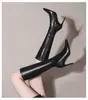 Botas longas femininas de salto alto fino, nova coleção outono e inverno 2026, botas de montaria versáteis e elegantes de bico fino