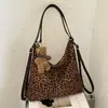 Bolsa de Ombro Dupla Versátil de Grande Capacidade Transfronteiriça 2026 Nova Estampa de Leopardo para o Trabalho Bolsa Retrô Bolsa Tote Moda Casual Bolsa Transversal
