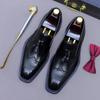 Sapatos Masculinos da Moda Esculpidos em Couro de Vaca de Primeira Camada, Couro Genuíno Retrô de Cano Baixo, Sapatos Sociais Slip-On com Borla de Borracha