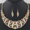Europa y Estados Unidos exageraron gema de moda metal geométrico flash diamante conjunto de collar y pendientes joyería al por mayor 9228
