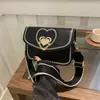 Moda Coreana Estilo Ins Bolso Cruzado de Hombro Amoroso Llegada Nueva Verano 2024 Correa Ancha Bordado Hilo Bolso Silla