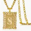 Corrente Figaro de Aço Inoxidável Transfronteiriça com Pingente Quadrado Vazado de 26 Letras Banhado a Ouro Unissex Pingente de Letra Personalizado