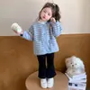 Abrigo suéter a rayas de bloques de color estilo coreano para niñas, nueva colección otoño/invierno 2026, top elegante para niñas pequeñas
