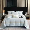 Clase de Lujo Ligero Ropa de Cama 100% Algodón de Fibra Larga Cepillado Bordado Juego de Cuatro Piezas Funda de Edredón Súper Suave Engrosada Cama Algodón Puro