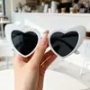 Novos Óculos de Sol de Moda Cruzados da Amazon Love para Homens e Mulheres Óculos de Sol Retro de Alta Qualidade Prontos para Venda