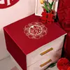 Nueva tela de cubierta de cabecera festiva bordada estilo chino, tela auspiciosa roja para bodas, cubierta antipolvo para uso doméstico
