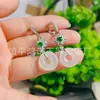 Pendientes de Calcedonia Incrustada Verde Claro al por Mayor, Pendientes de Ágata Lujosos Comparables al Jade, Pendientes Elegantes y Versátiles, Artículos de Regalo