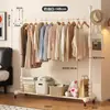 Perchero de pie, perchero para balcón de dormitorio, perchero simple, perchero para casa de alquiler con ruedas para secar la ropa