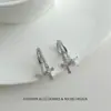 Brincos Duplos de Cruz Super Brilhantes com Zircônia para Mulheres, Luxo Leve, Alta Qualidade, Estilosos, Modernos, Doces e Descolados, Brincos com Design Único