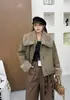 Abrigador de Piel Espesa Todo en Uno Pequeño Ropa de Abrigo de Piel para Mujer 2025 Invierno Nuevo Holgado Solapa de Terciopelo Corto Algodón Ropa de Abrigo