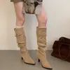 Nuevas botas largas de ante de punta fina, estilo retro francés, versátiles para mujer, con diseño plisado, hebilla de cinturón y tacones altos