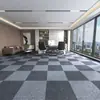 Carpete autoadesivo para escritório, quarto, sala de estar, quadrado para emendar, cobertura total, tapete de piso comercial, antiderrapante, para piso de cimento, colocar diretamente