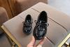 2025 moda para niñas zapatos pequeños de piel fábrica directa zapatos pequeños de piel de princesa para niños zapatos pequeños de piel suaves para actuación de niñas