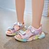 Sandálias Infantis Novo Verão 2023 Xadrez Colorido Médio e Grande Moda Infantil Casual Sapatos de Praia para Meninas Sapatos Infantis de Estudante