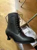 Nuevas Botas de Mujer Estilo Europeo Otoño/Invierno 2026 Punta Fina Con Cordones Tacón Medio Tacón de Copa de Vino Botines Moda Versátiles Botas de Piel