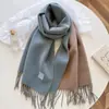 Bufanda de Lana Mezclada Estilo Coreano con Flecos en Bloques de Color por Ambos Lados para Mujer, Cuello Grueso de Color Sólido Cálido para Otoño/Invierno, Chal para Abrigo