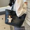 Bolso Tote Tejido de Gran Capacidad para Mujer 2024 Nueva Moda Explosiva Bolso de Hombro Textura Simple Bolso para Ir al Trabajo
