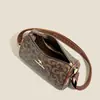 Fornecimento Direto da Fábrica de Bolsas da Moda com Estampa de Letras, Nova Bolsa Transversal Estilo Almofada Feminina, Textura de Couro Macio, Bolsa Almofada de Grande Capacidade