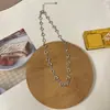 Collar de clavícula con diseño de nicho, estilo coreano, elegante, sencillo y frío, cadena de clavícula corta para mujer.