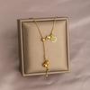 Collar de Acero de Titanio que No se Desvanece para Mujer, Diseño de Nicho de Lujo Ligero, Color Dorado Simple, Sensación de Alta Gama, Cadena para el Cuello, Accesorio de Cadena para Clavícula