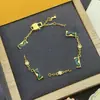 Pulsera Europea y Americana Transfronteriza 2025 Nuevo Estilo Lv con Logo y Múltiples Patrones de Letras para Mujer, Pulsera de Alta Gama, Venta al por Mayor para Transmisión en Vivo