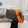 Bolsa Transversal de Nylon Portátil com Cor Contrastante Repelente à Água, Bolsa de Ombro Pequena Transversal para Uso Externo, Bolsa de Ombro Esportiva Estilo Casal Unissex