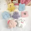 Monstruo de un ojo que chirría de dibujos animados, monstruo lindo de tres ojos, llavero para bolsa, accesorios de broche de muñeca linda