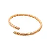 Pulsera Abierta de Zirconia Redonda Flecha Electrochapada en Oro Real de 18K, Pulsera de Lujo Ligero de Gama Alta, Joyería Transfronteriza Europea y Estadounidense para Mujeres