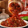 Pedaços de Frango Picante e Azedo, Feijões em Conserva, Acompanhamentos para Arroz, Macarrão e Arroz, Conservas Engarrafadas, Vários Sabores Apetitosos, uma Coleção Completa de Pequenos Picles Salgados