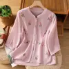 Nuevo top de estilo chino de lujo ligero para mujer, nueva llegada de verano, muy bordado, favorecedor de la figura, artístico y vintage, corte holgado, blusa de manga de tres cuartos