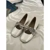 Zapatos de diseño retorcido con plataforma interna, nuevos zapatos Mary Jane de punta redonda y poco profundos para mujer, zapatos coreanos de verano 2026 estilo floral, suela suave, cómodos