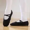 Sapatos de Dança Infantil Sapatilhas de Ballet Sapatos de Dança Corporal Sapatos Étnicos Masculinos e Femininos Sapatos de Yoga Sapatos de Prática Garra de Gato Sapatilhas de Ginástica Fábrica