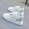Tênis casuais de design nicho estilo coreano para estudantes, modelo novo e moderno 2026, estilo Harajuku Hong Kong, tênis esportivos femininos de sola reta para rua